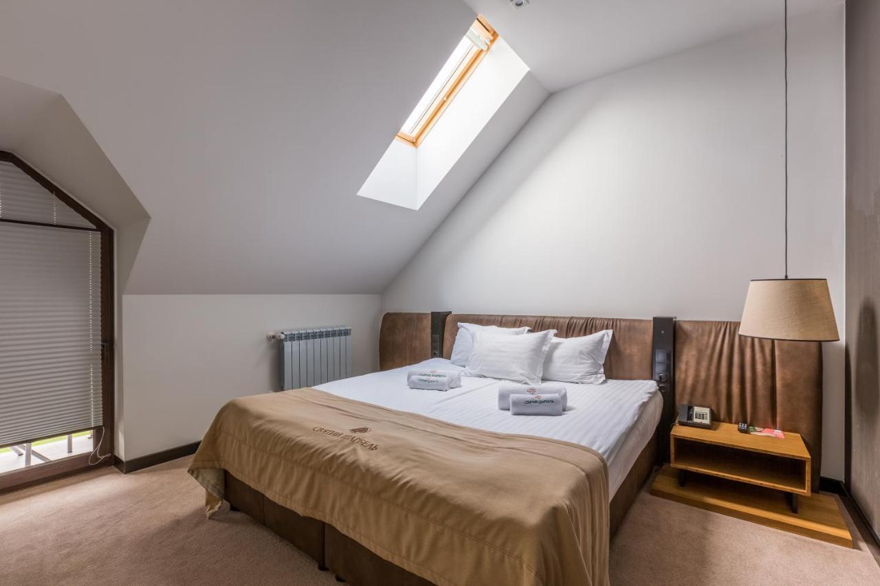 Святий Шарбель Hotel Morshyn Eksteriør billede