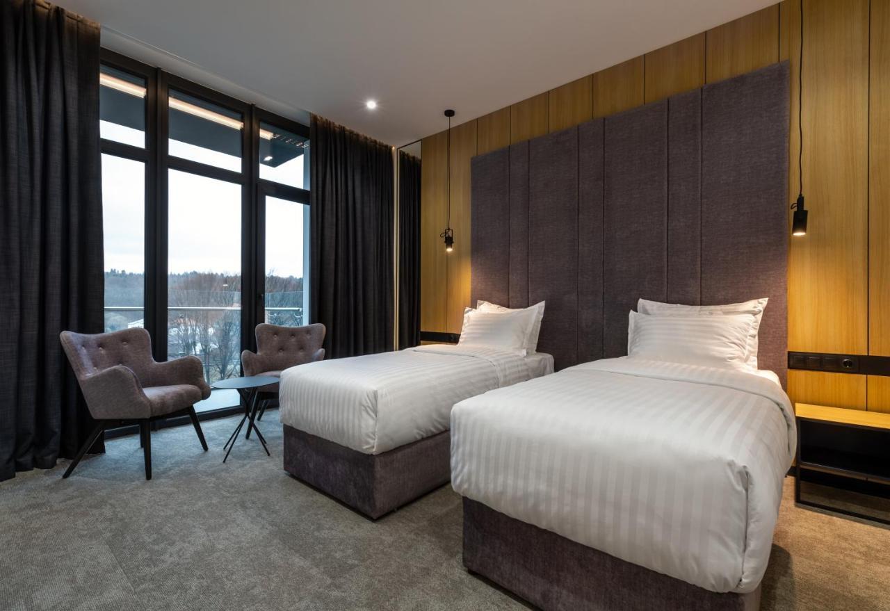 Святий Шарбель Hotel Morshyn Eksteriør billede