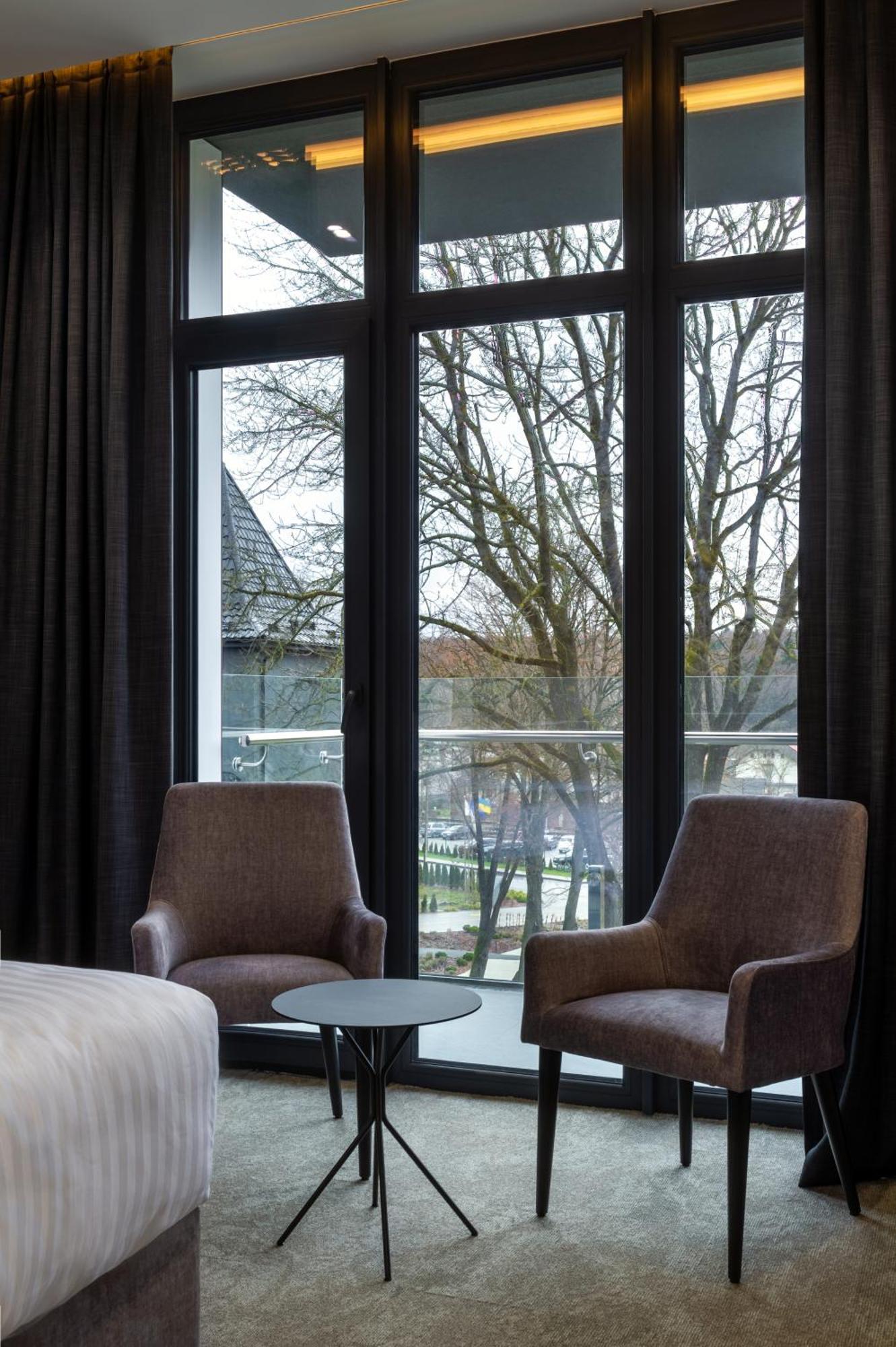 Святий Шарбель Hotel Morshyn Eksteriør billede