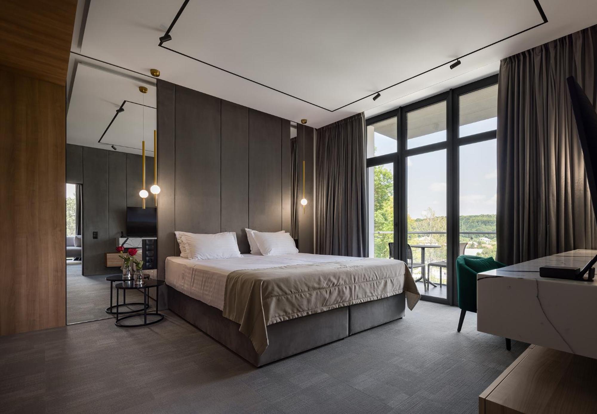 Святий Шарбель Hotel Morshyn Eksteriør billede